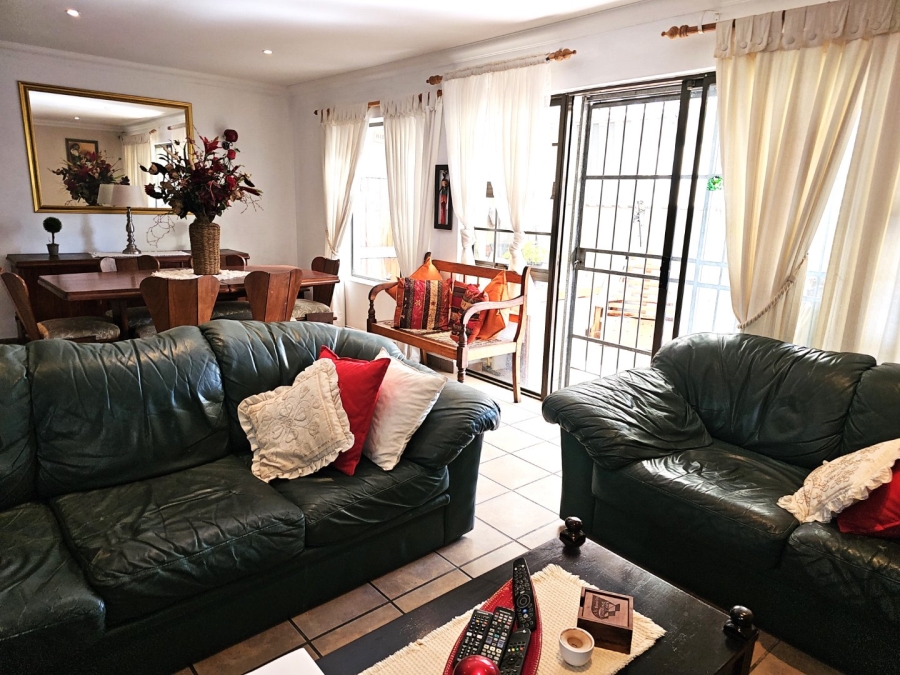 3 Bedroom Property for Sale in Tergniet Western Cape